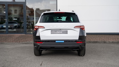 Karoq 1.5 TSI Selection (pohľad spredu)