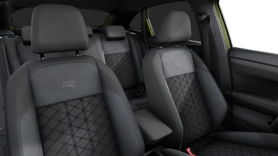 VW Taigo 1.5 TSI R-Line Limited (pohľad do interiéru)