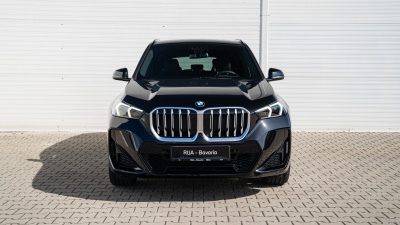 BMW X1 20i sDrive (pohľad do interiéru)