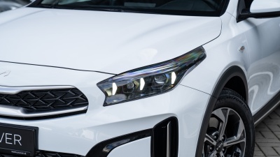 Kia XCeed 1.5 T-GDi Silver (pohľad do interiéru)