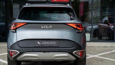 Kia Sportage PHEV 1.6 T-GDi 4x4 Gold (pohľad do interiéru)