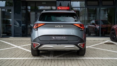 Kia Sportage PHEV 1.6 T-GDi 4x4 Gold (pohľad spredu)