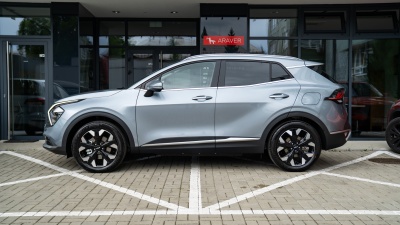 Kia Sportage PHEV 1.6 T-GDi 4x4 Gold (pohľad zboku)