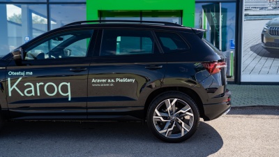 Škoda Karoq 2.0 TSI Sportline (pohľad do interiéru)