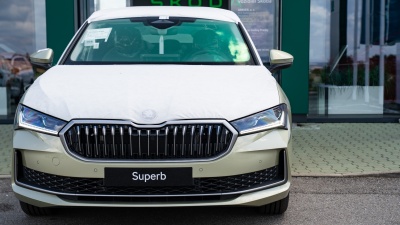 Škoda Superb 2.0 TDI Top Selection (pohľad zboku)