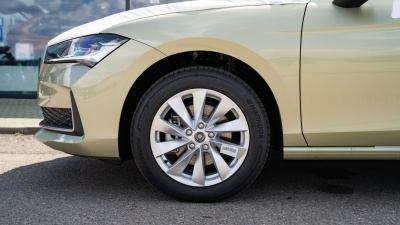 Škoda Superb 2.0 TDI Top Selection (pohľad do interiéru)