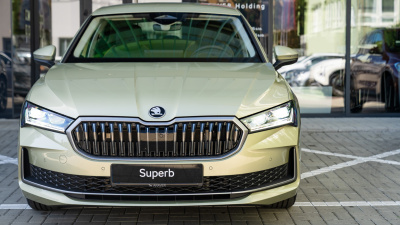 Škoda Superb 2.0 TDI Top Selection (pohľad do interiéru)