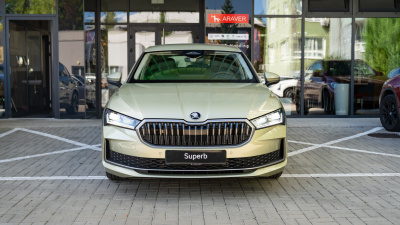 Škoda Superb 2.0 TDI Top Selection (pohľad zboku)