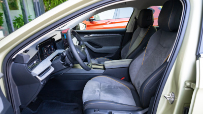 Škoda Superb 2.0 TDI Top Selection