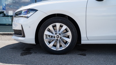 Škoda Superb 2.0 TDI Top Selection 4x4 (pohľad do interiéru)
