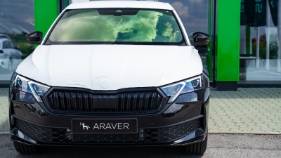 Škoda Octavia 1.5 TSI Sportline (pohľad zboku)