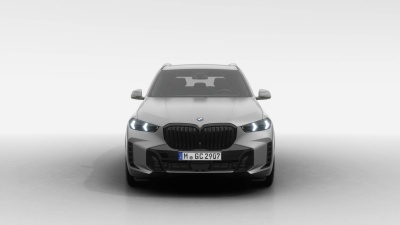 BMW X5 30d xDrive (pohľad do interiéru)