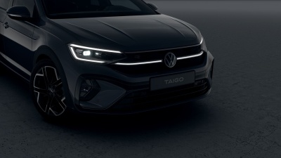 VW Taigo 1.0 TSI R-Line Limited (pohľad spredu)