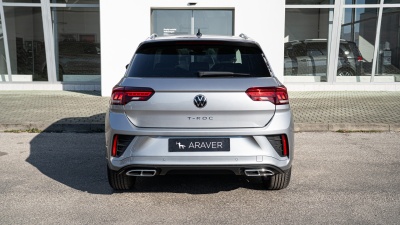 VW T-Roc 1.5 TSI R-Line Limited (pohľad do interiéru)