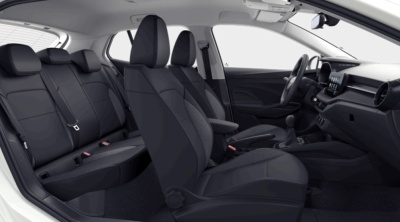Fabia 1.0 MPI Essence (pohľad spredu)