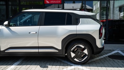 Kia EV3 Air (pohľad do interiéru)