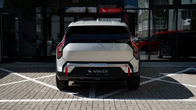 Kia EV3 Air (pohľad spredu)