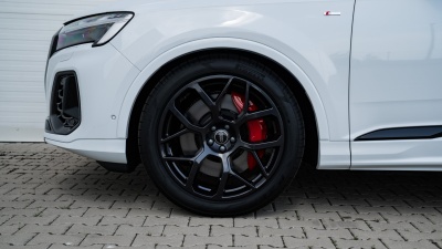 AUDI Q7 3.0 TFSIe Quattro S line PHEV (pohľad do interiéru)