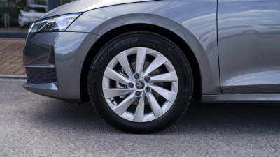 Škoda Octavia 1.5 TSI Top Selection (pohľad do interiéru)
