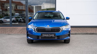 Škoda Octavia Combi 1.5 TSI Drive 130 (pohľad zboku)
