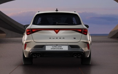 CUPRA Leon SP VZ 2.0 TSI  (pohľad zozadu)