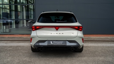 CUPRA Leon SP VZ 2.0 TSI  (pohľad zozadu)