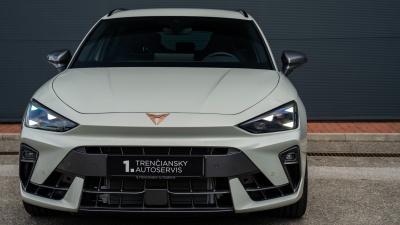 CUPRA Leon SP VZ 2.0 TSI  (pohľad do interiéru)
