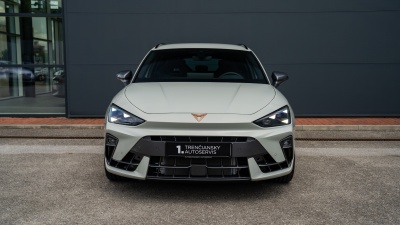 CUPRA Leon SP VZ 2.0 TSI  (pohľad spredu)