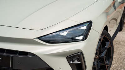 CUPRA Leon SP VZ 2.0 TSI  (pohľad do interiéru)