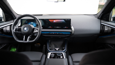 BMW X3 30e xDrive (pohľad do interiéru)