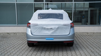 Škoda Superb Combi 2.0 TDI Selection (pohľad spredu)