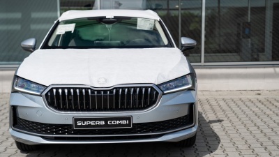 Škoda Superb Combi 2.0 TDI Selection (pohľad do interiéru)