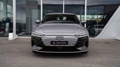 AUDI A6 Avant e-tron Quattro (pohľad zboku)