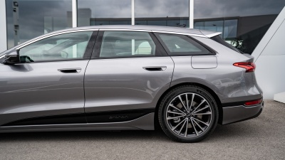 AUDI A6 Avant e-tron Quattro (pohľad do interiéru)