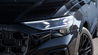 AUDI Q8 SUV 3.0 TDI Quattro  (pohľad do interiéru)