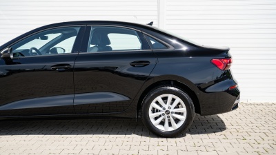 AUDI A3 Limousine 1.5 TFSI (pohľad do interiéru)