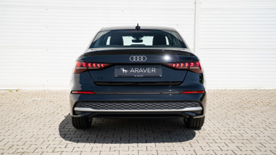 AUDI A3 Limousine 1.5 TFSI (pohľad zozadu)