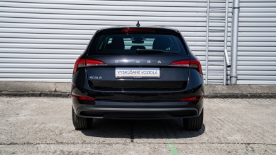 Škoda Scala 1.0 TSI 30 Edition (pohľad spredu)