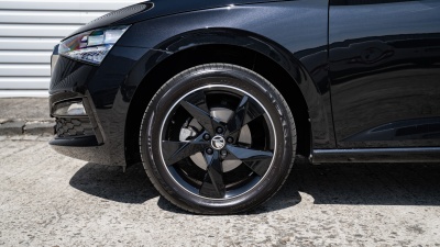 Škoda Scala 1.0 TSI 30 Edition (pohľad do interiéru)