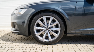 AUDI A6 Allroad 3.0 TDI Quattro (pohľad do interiéru)