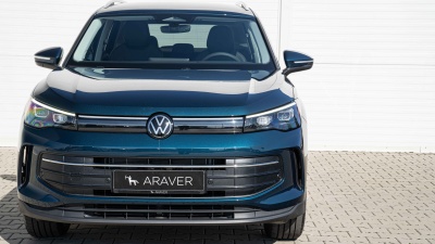 VW Tiguan 2.0 TSI Limited 4x4 (pohľad do interiéru)