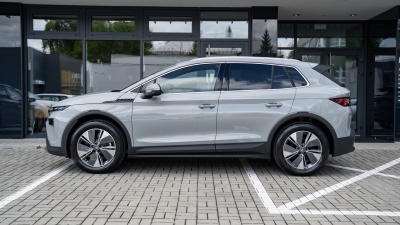 Škoda Elroq 85 Selection (pohľad zboku)