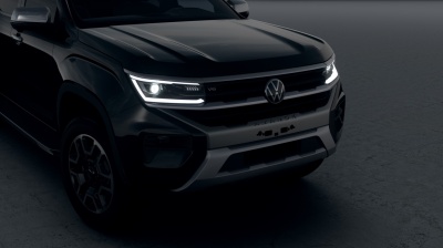 VW Amarok 3.0 TDI Aventura 4x4 (pohľad do interiéru)