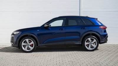 AUDI Q5 2.0 TDI Quattro (pohľad zboku)