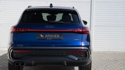 AUDI Q5 2.0 TDI Quattro (pohľad do interiéru)
