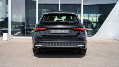 Audi A3 Sportback 1.5 TFSI  (pohľad spredu)