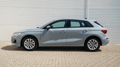 AUDI A3 Sportback 1.5 TFSI (pohľad zboku)