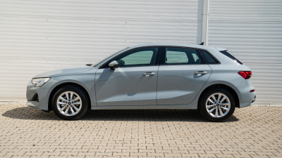 AUDI A3 Sportback 1.5 TFSI (pohľad zboku)