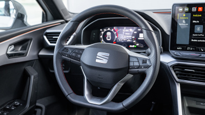 SEAT Leon SP 1.5 eTSI FR Black