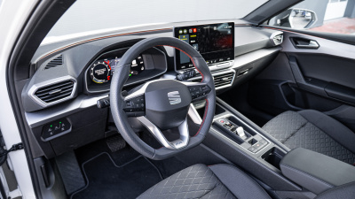 SEAT Leon SP 1.5 eTSI FR Black